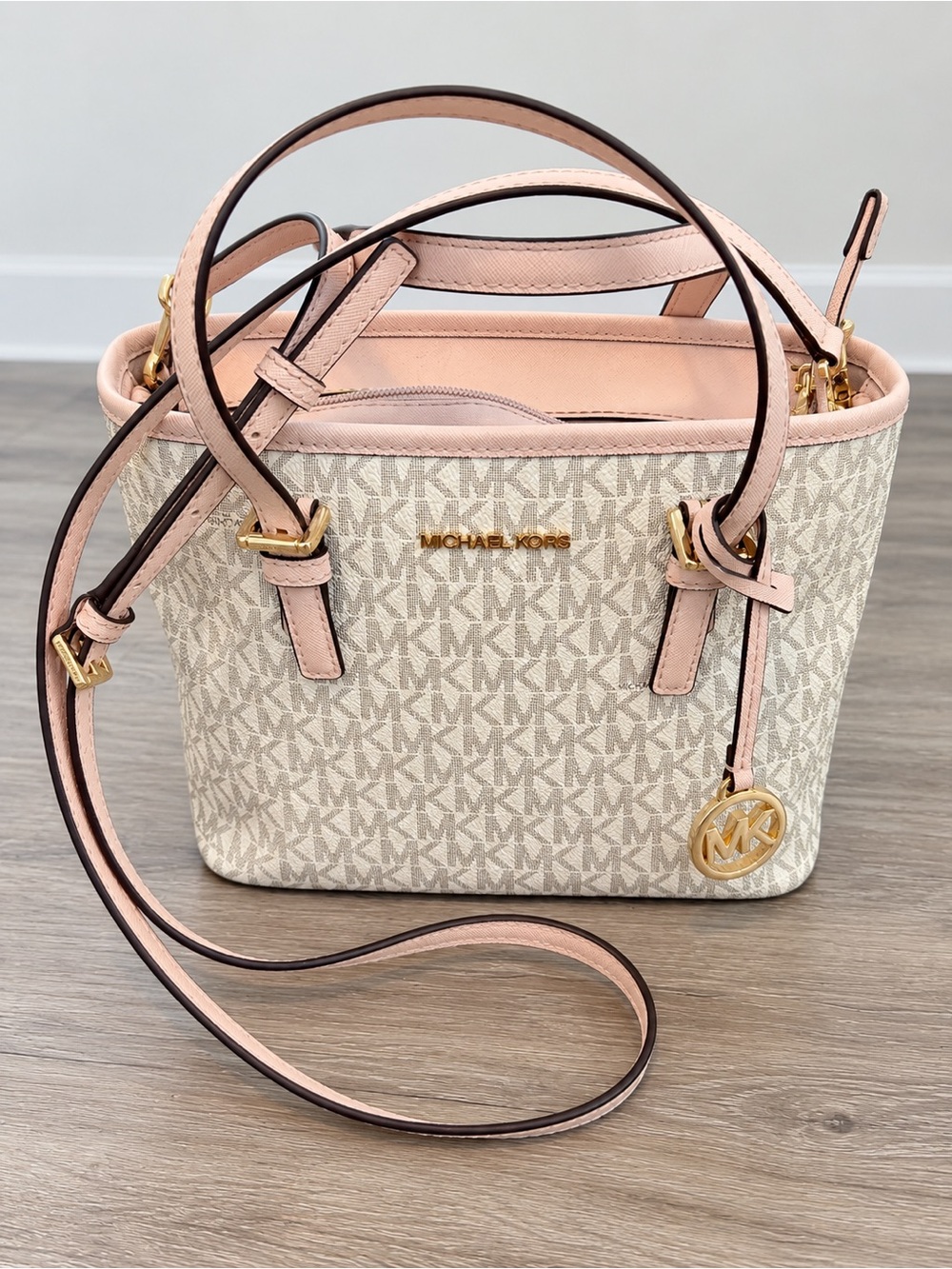 Michael Kors Vanilla & Blush Pink Signature Tote / Crossbody Bag 🎀